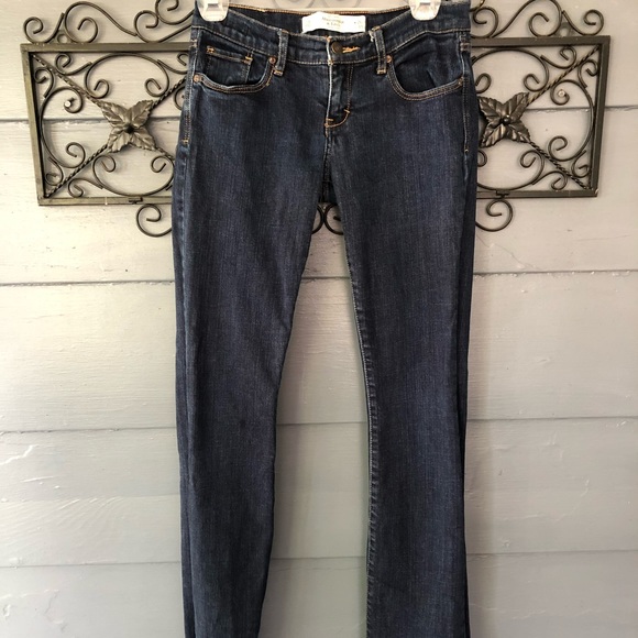 Abercrombie & Fitch Perfect Stretch Jeans W26, L33 - Picture 1 of 6
